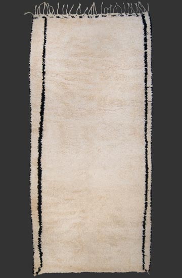 TM 1744, Beni Ouarain pile rug, n.-e. Middle Atlas, Morocco, ca. 1970/80, ca. 380 x 195 cm (12' 6'' x 6' 6''), high resolution image + price on request